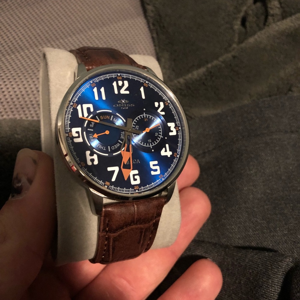 Oniss men’s watch